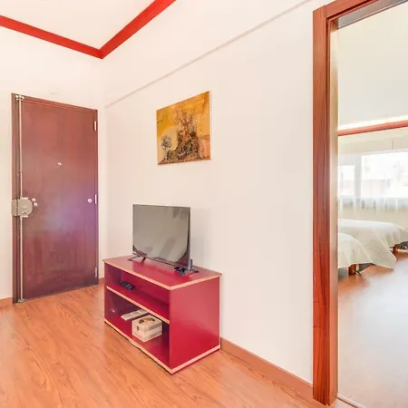 Cosmopolis 2 ליסבון